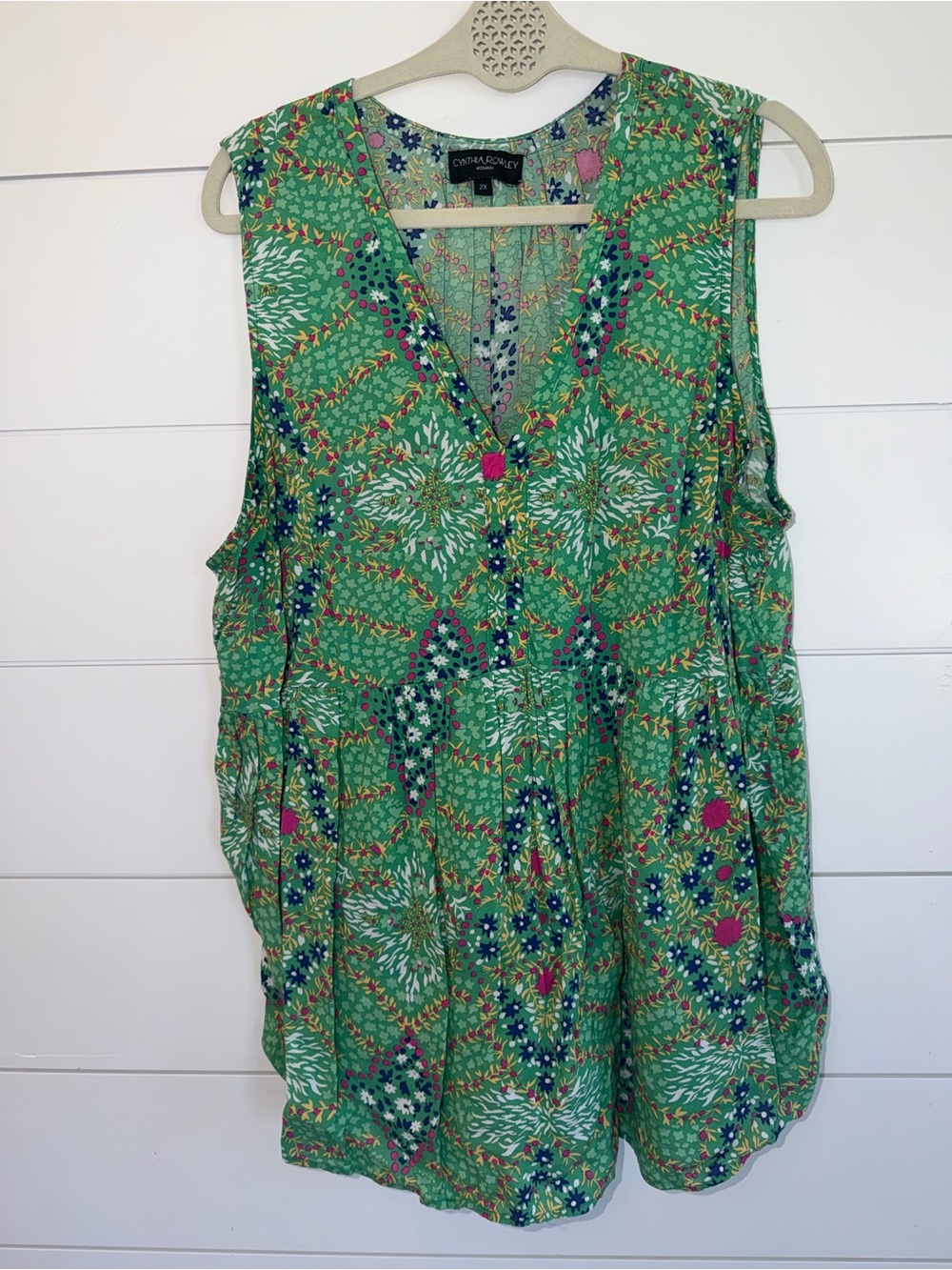 Cynthia Rowley 2X Green Floral Babydoll Blouse V-Neck Boho Cottagecore Tank Top